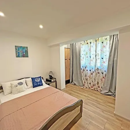 Apartmán Spacious 3 Bedroom Step To Sea Garden And *