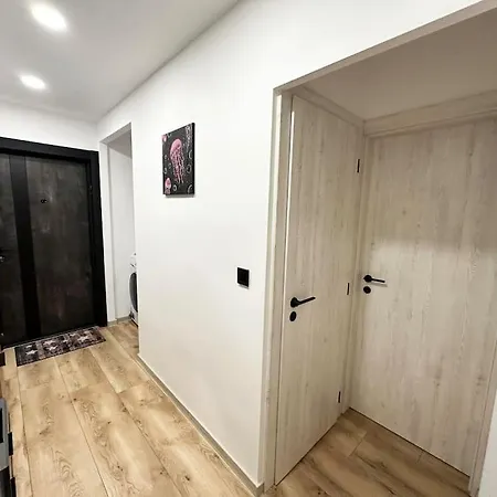 Apartament Spacious 3 Bedroom Step To Sea Garden And Varna